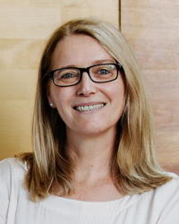 Dr. Natalie Mrachacz-Kersting